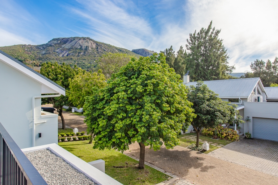 To Let 4 Bedroom Property for Rent in Vrykyk Western Cape